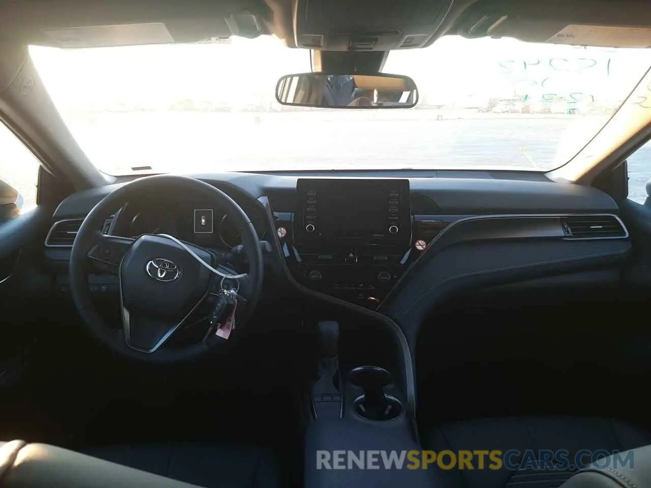 9 fotografías del automóvil dañado 4T1G11AKXNU625714 TOYOTA CAMRY 2022