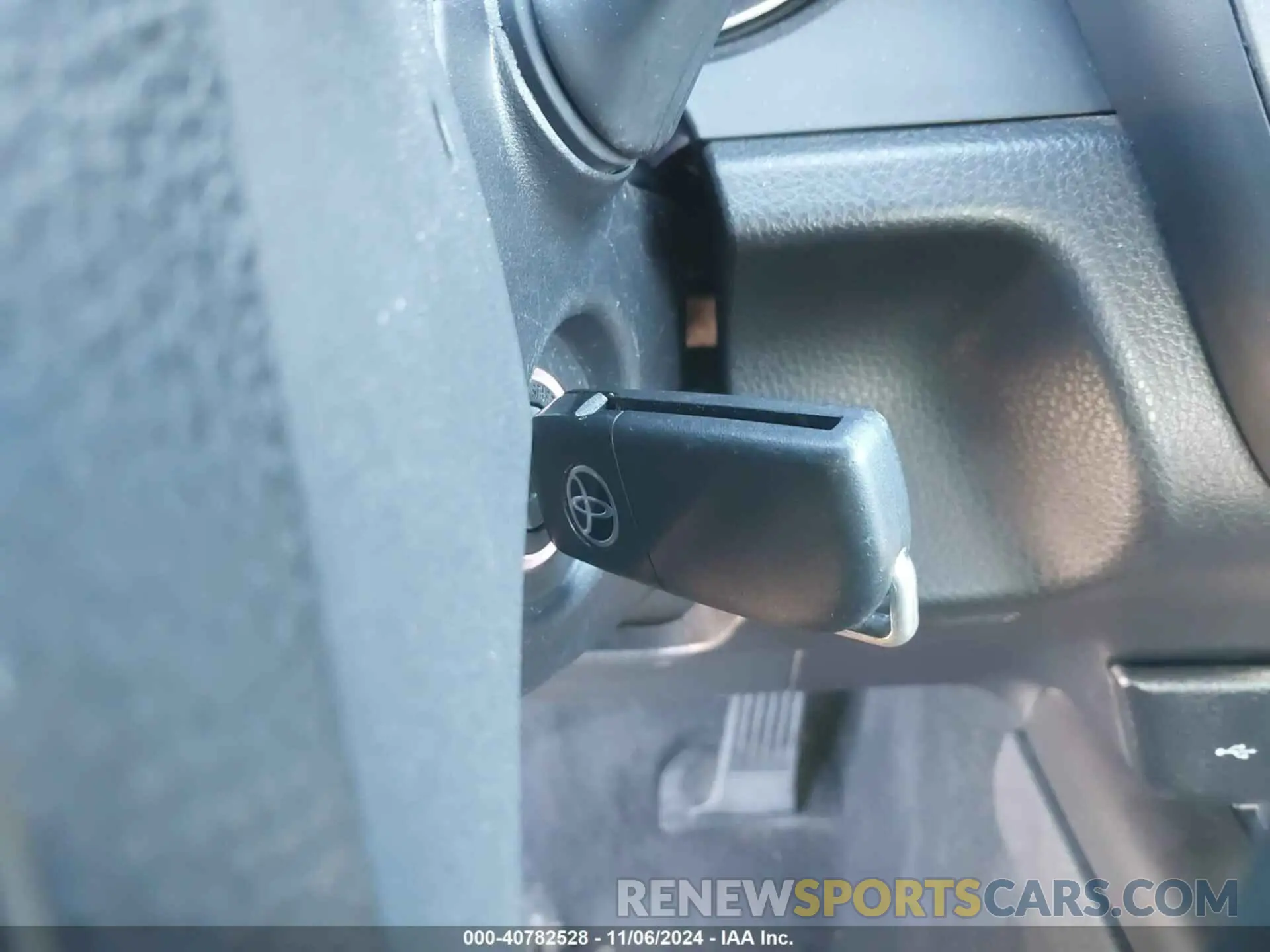 11 fotografías del automóvil dañado 4T1G11AKXNU637362 TOYOTA CAMRY 2022
