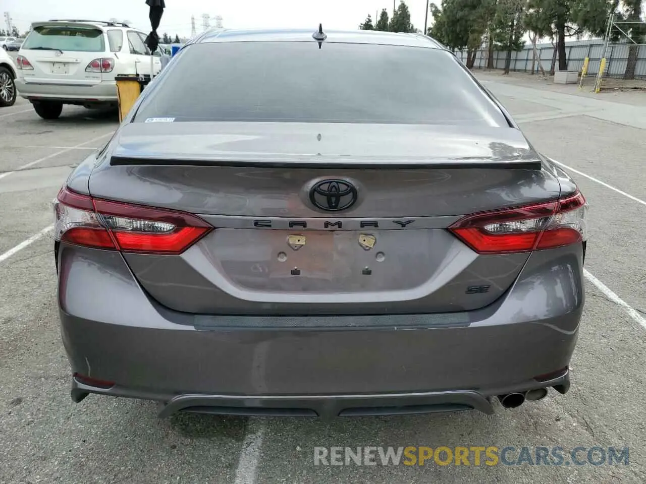 6 fotografías del automóvil dañado 4T1G11AKXNU649611 TOYOTA CAMRY 2022