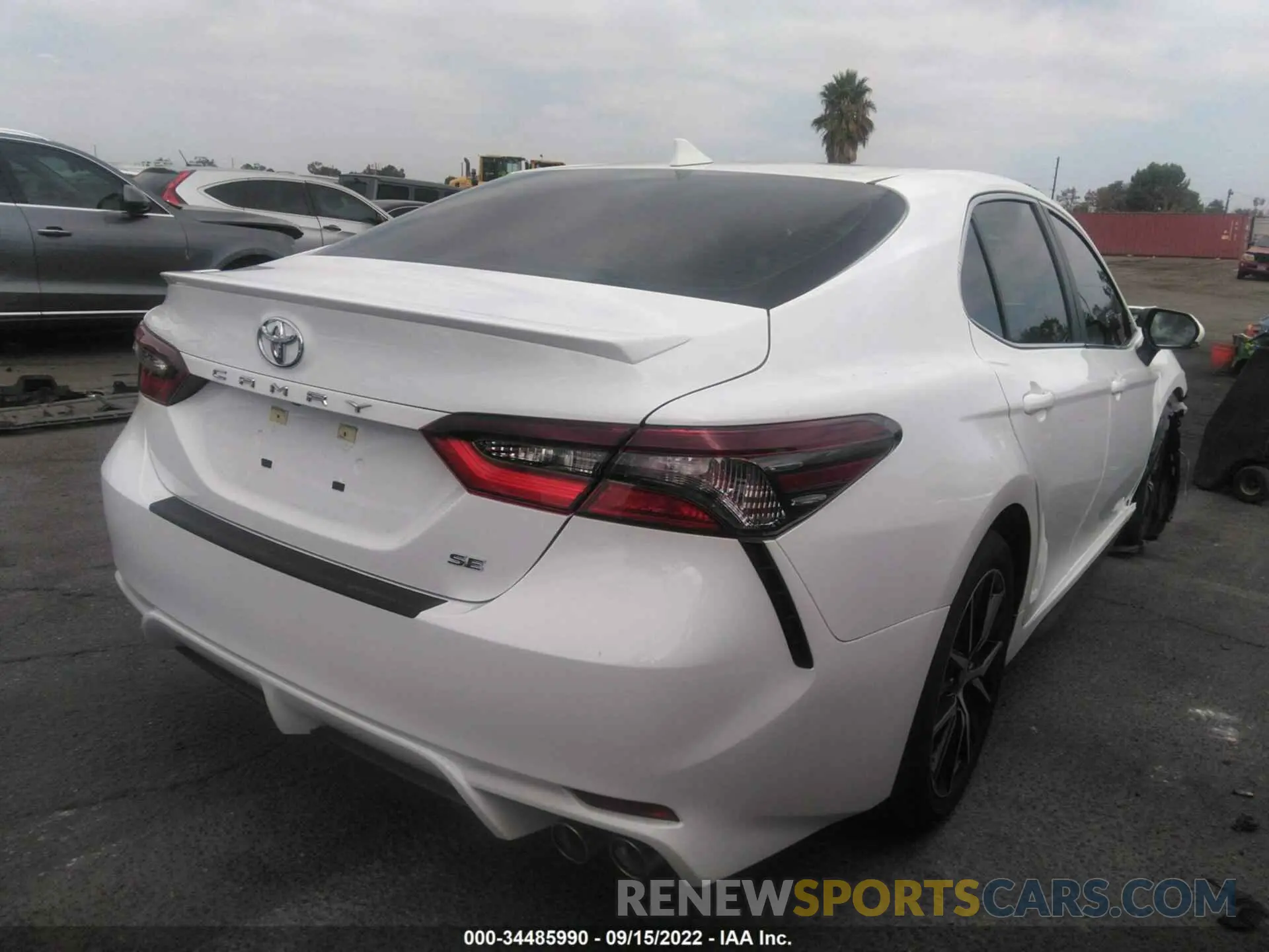 4 fotografías del automóvil dañado 4T1G11AKXNU657353 TOYOTA CAMRY 2022