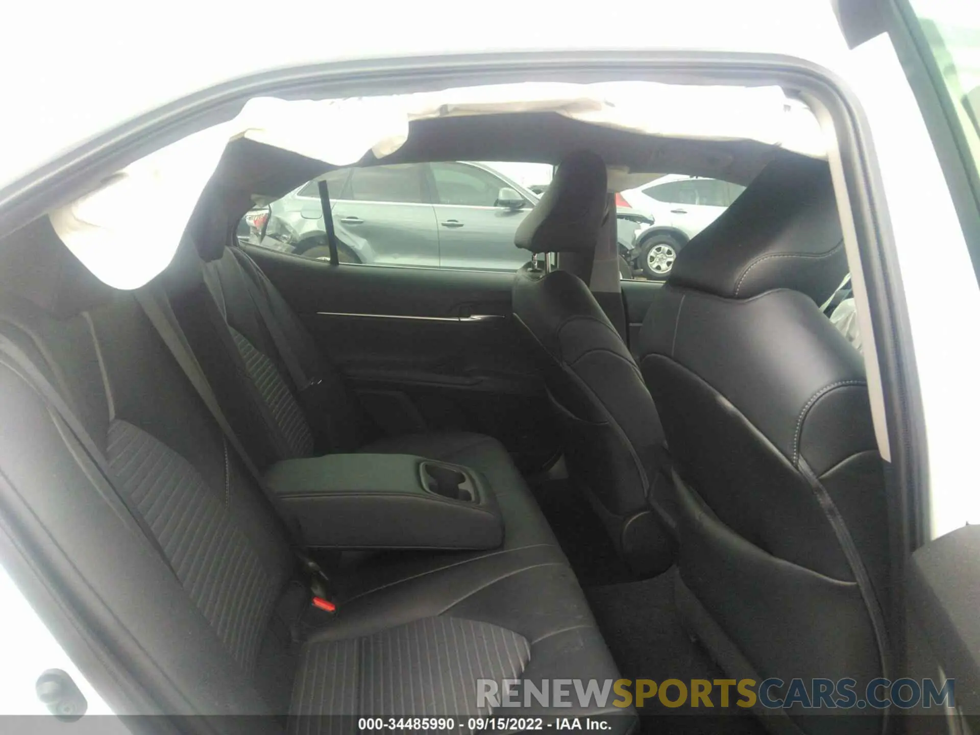 8 fotografías del automóvil dañado 4T1G11AKXNU657353 TOYOTA CAMRY 2022