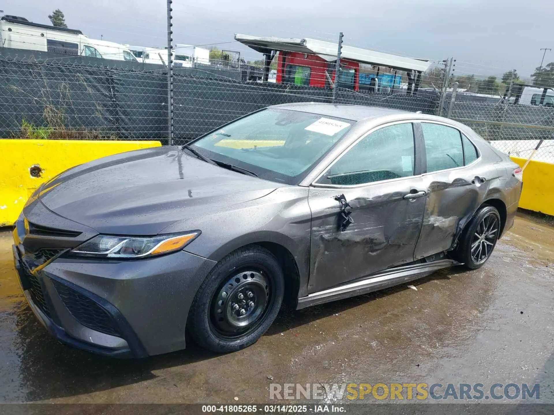 6 fotografías del automóvil dañado 4T1G11AKXNU682494 TOYOTA CAMRY 2022