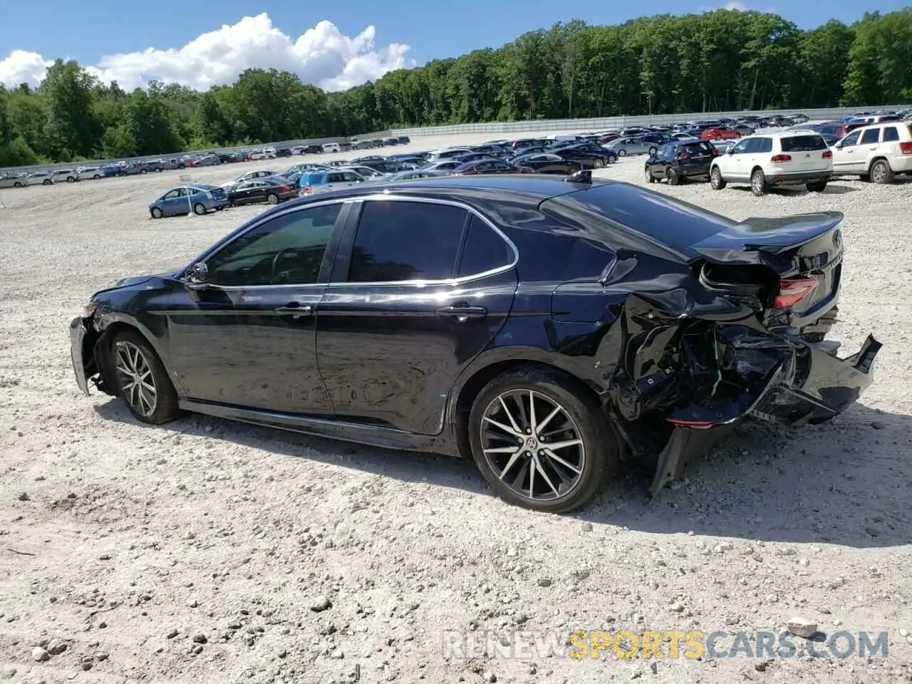 2 fotografías del automóvil dañado 4T1G11AKXNU700010 TOYOTA CAMRY 2022