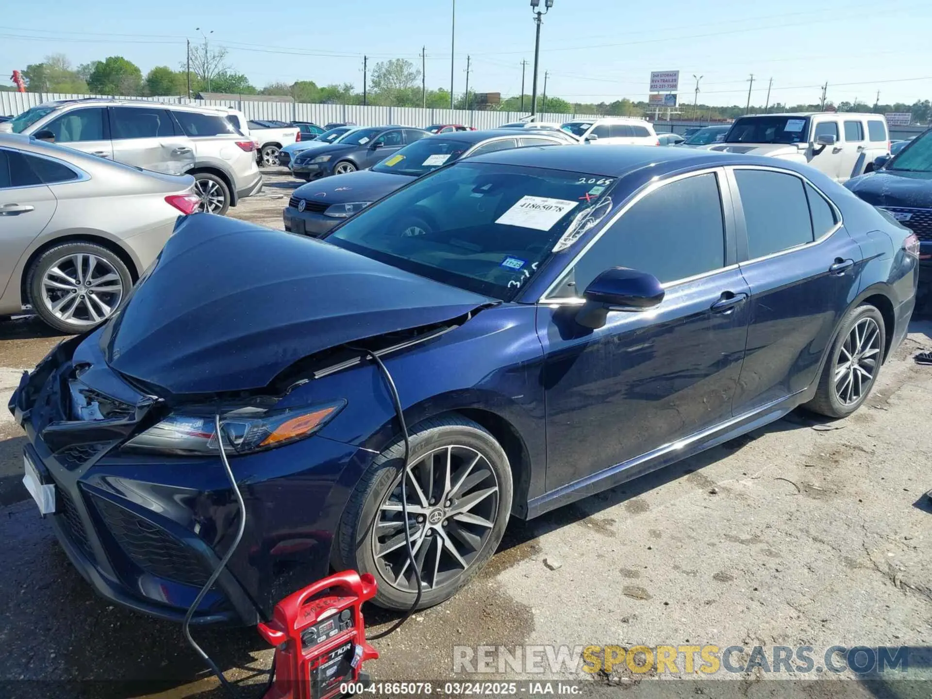 2 fotografías del automóvil dañado 4T1G11BK1NU062065 TOYOTA CAMRY 2022