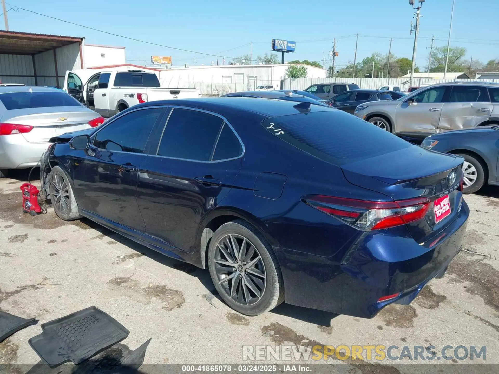 3 fotografías del automóvil dañado 4T1G11BK1NU062065 TOYOTA CAMRY 2022