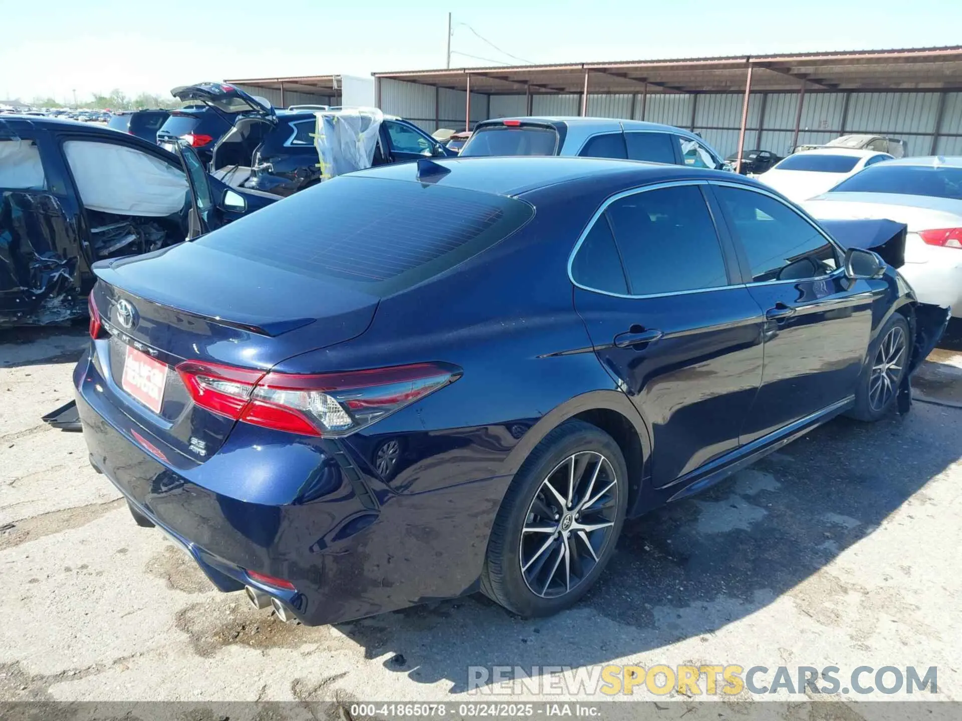 4 fotografías del automóvil dañado 4T1G11BK1NU062065 TOYOTA CAMRY 2022