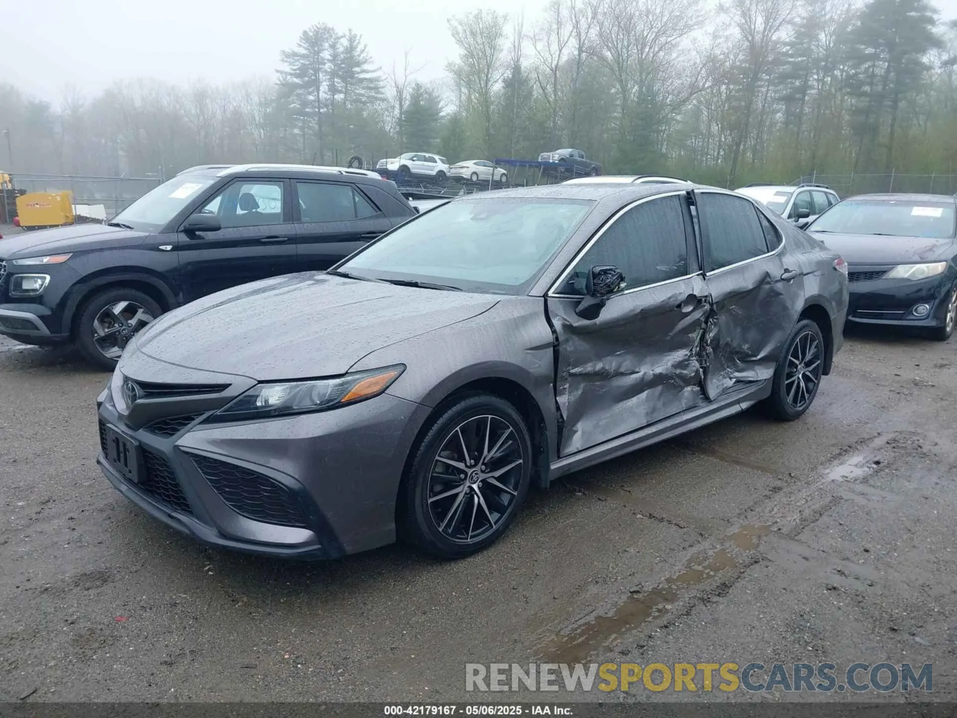 2 fotografías del automóvil dañado 4T1G11BK1NU068450 TOYOTA CAMRY 2022