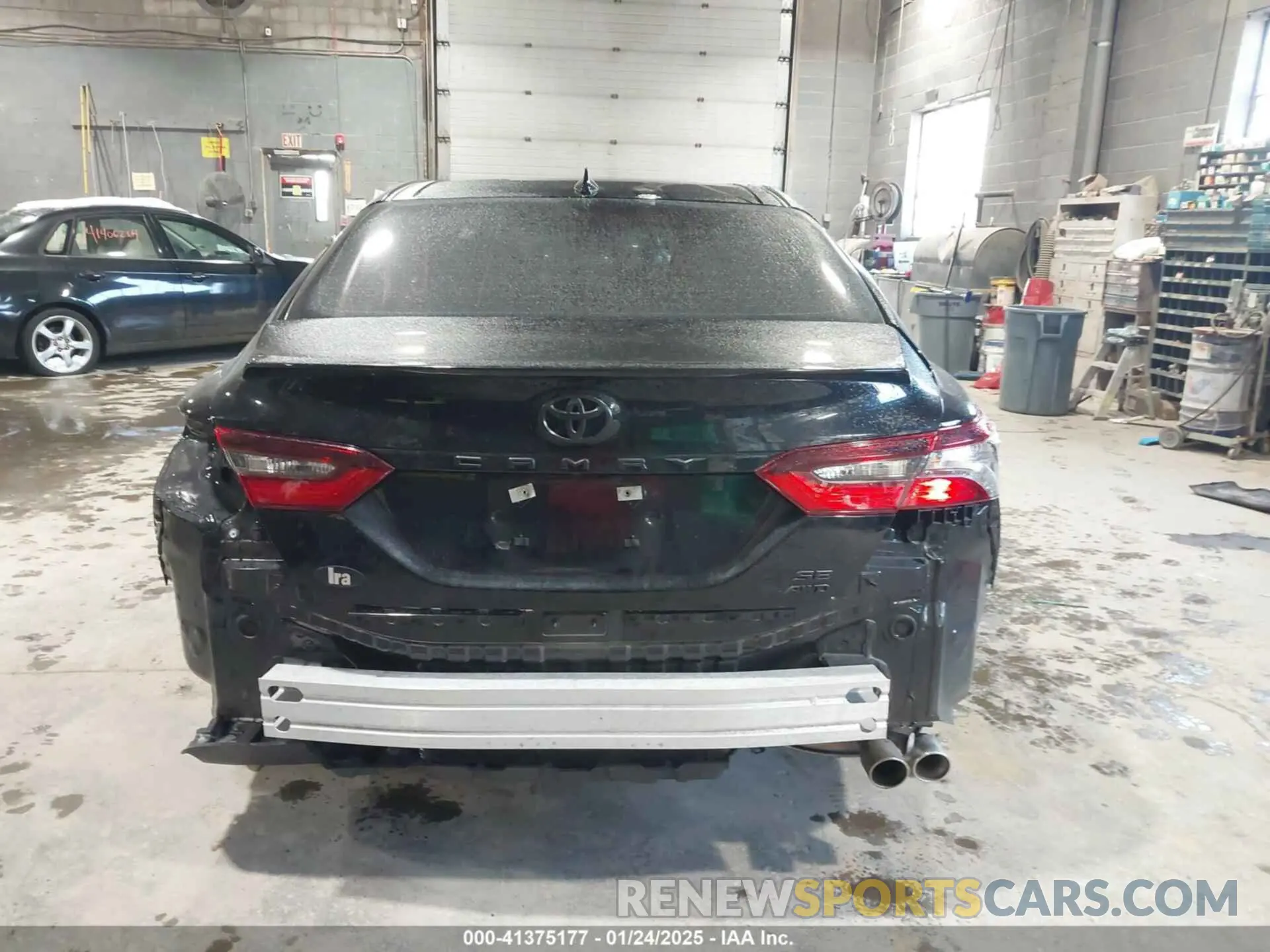 16 fotografías del automóvil dañado 4T1G11BK1NU069517 TOYOTA CAMRY 2022