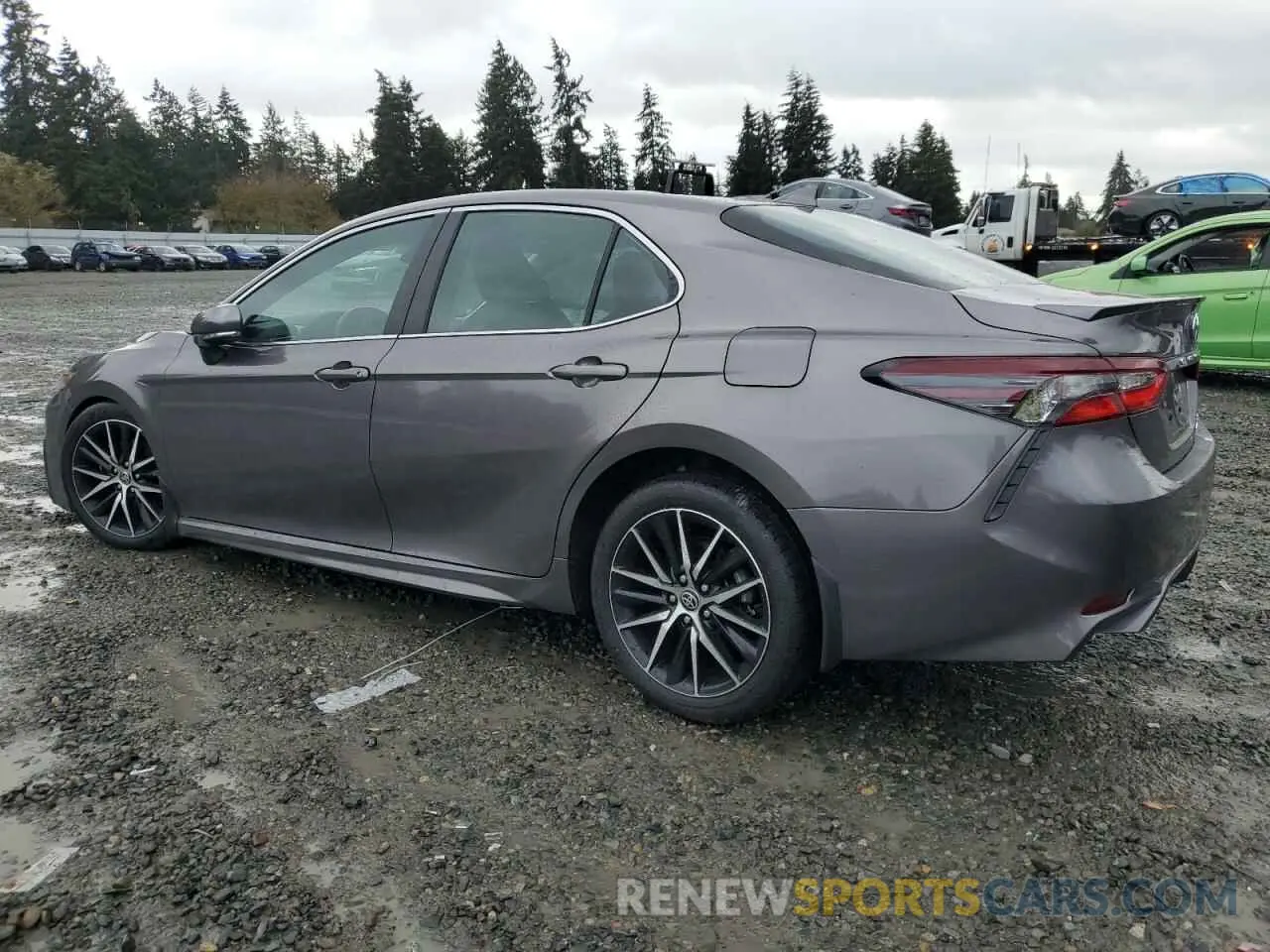 2 fotografías del automóvil dañado 4T1G11BK3NU051391 TOYOTA CAMRY 2022