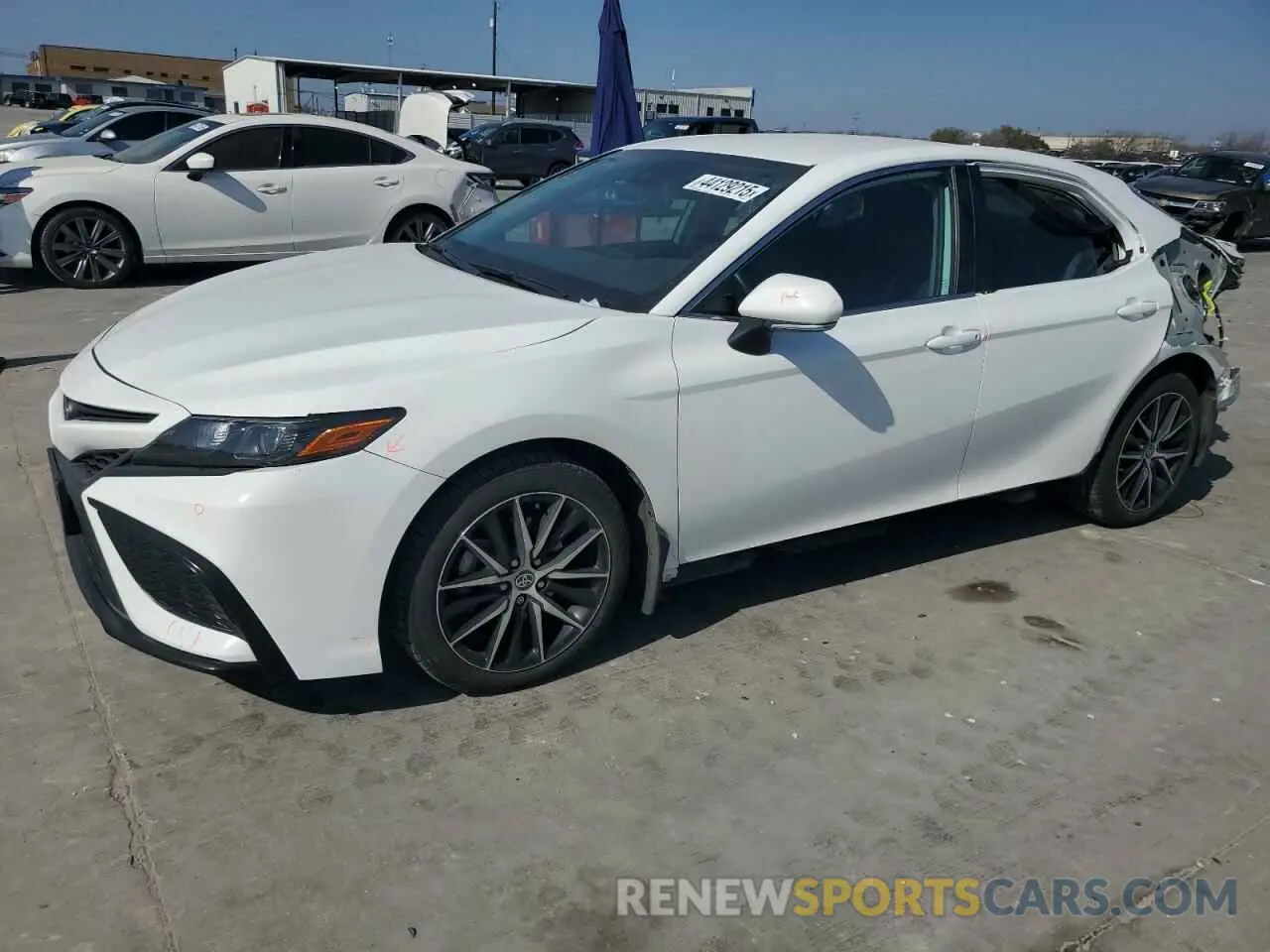 1 fotografías del automóvil dañado 4T1G11BK3NU055750 TOYOTA CAMRY 2022