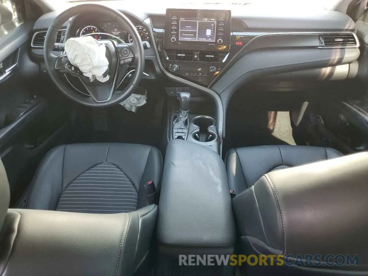 8 fotografías del automóvil dañado 4T1G11BK3NU057448 TOYOTA CAMRY 2022