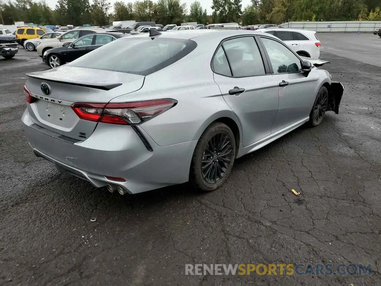 4 fotografías del automóvil dañado 4T1G11BK3NU071527 TOYOTA CAMRY 2022