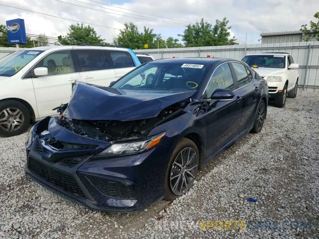 2 fotografías del automóvil dañado 4T1G11BK5NU060528 TOYOTA CAMRY 2022