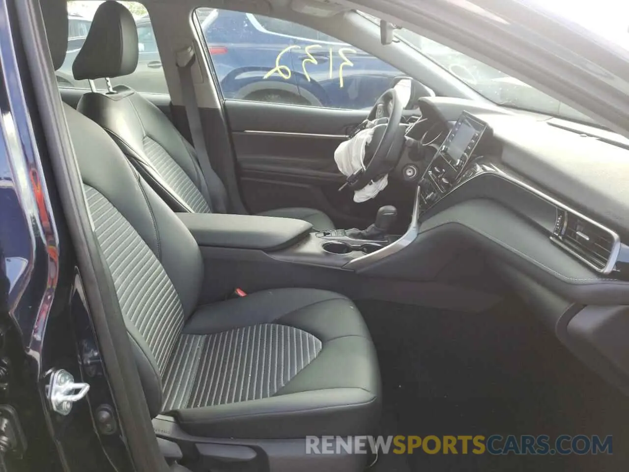 5 fotografías del automóvil dañado 4T1G11BK5NU060528 TOYOTA CAMRY 2022