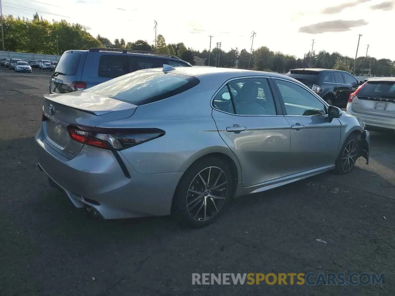 3 fotografías del automóvil dañado 4T1G11BK7NU071689 TOYOTA CAMRY 2022