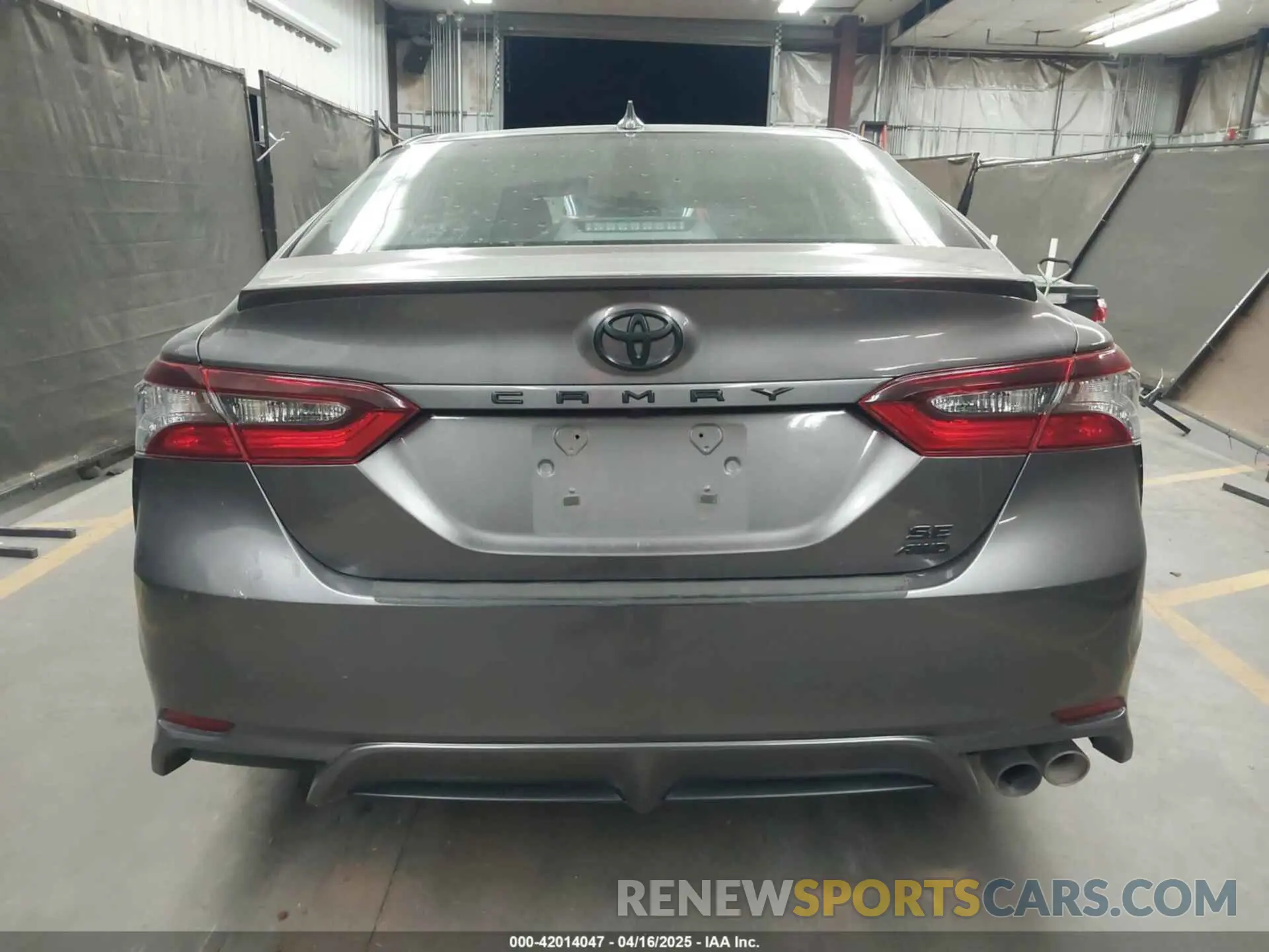 16 fotografías del automóvil dañado 4T1G11BK9NU053940 TOYOTA CAMRY 2022