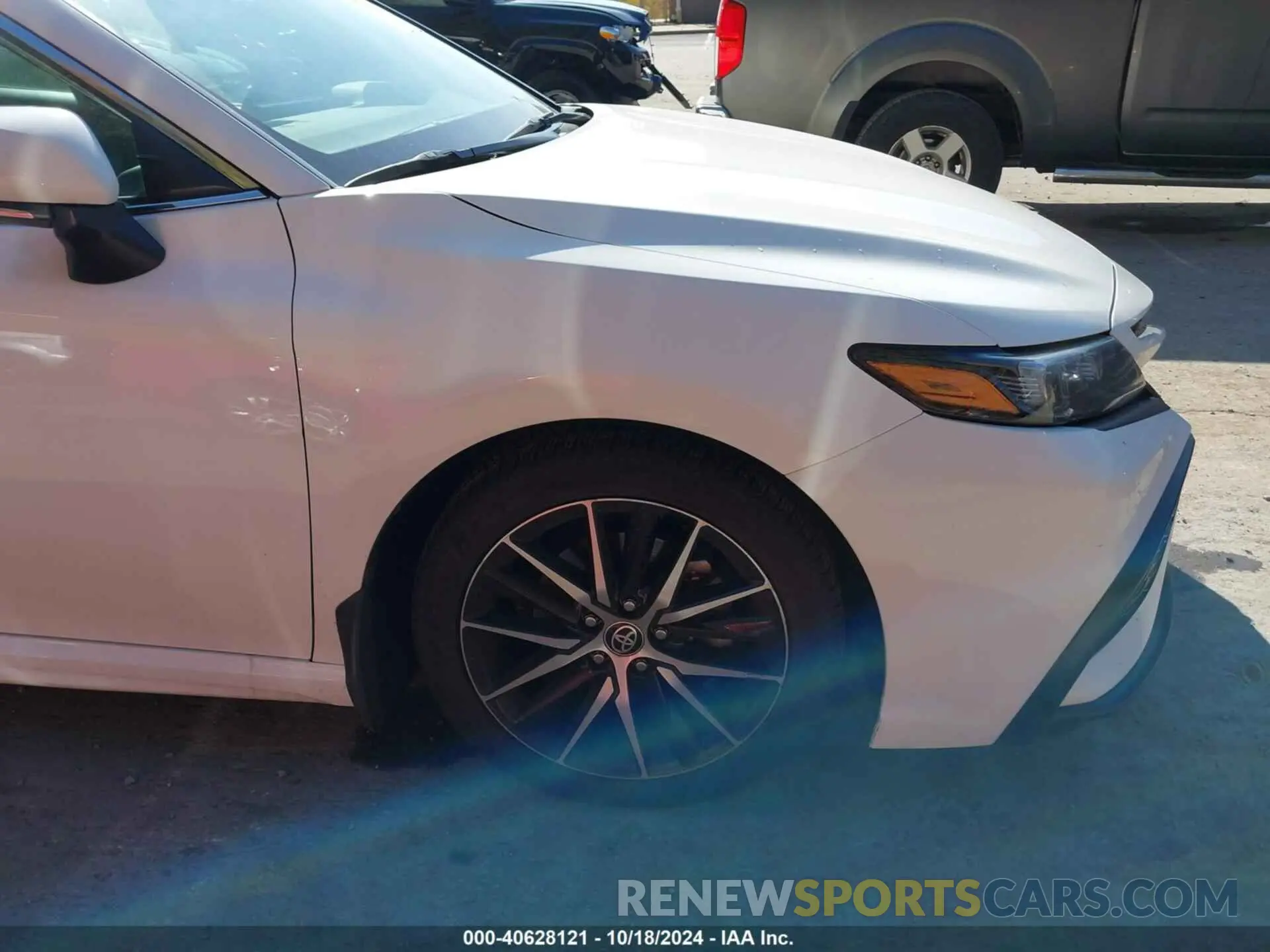 19 fotografías del automóvil dañado 4T1G11BK9NU056000 TOYOTA CAMRY 2022