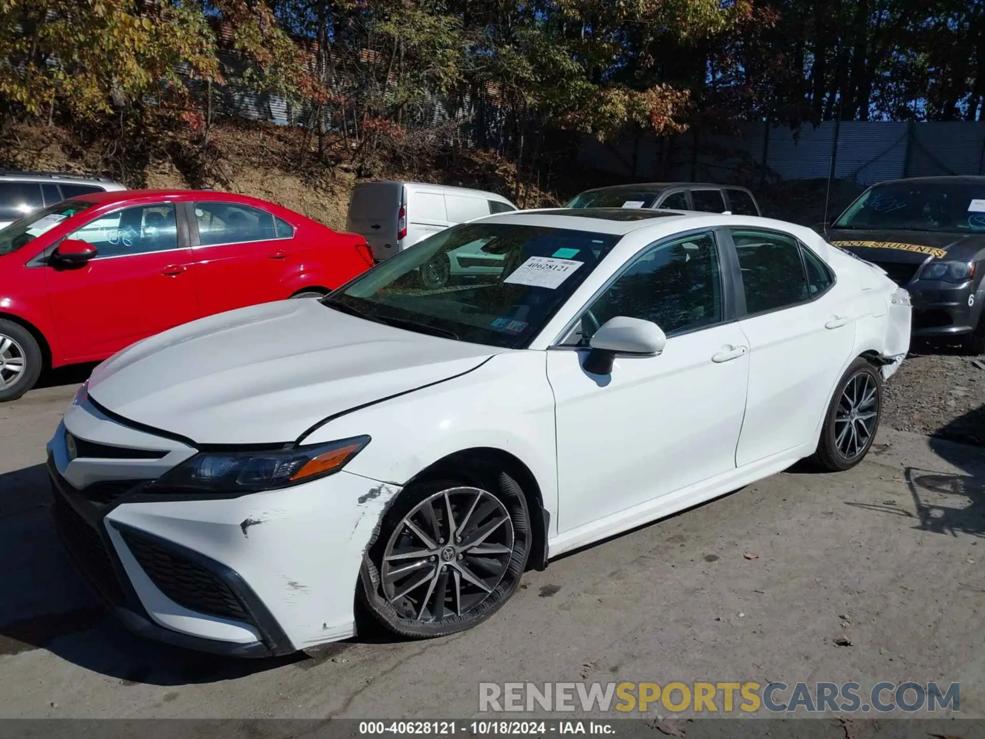2 fotografías del automóvil dañado 4T1G11BK9NU056000 TOYOTA CAMRY 2022