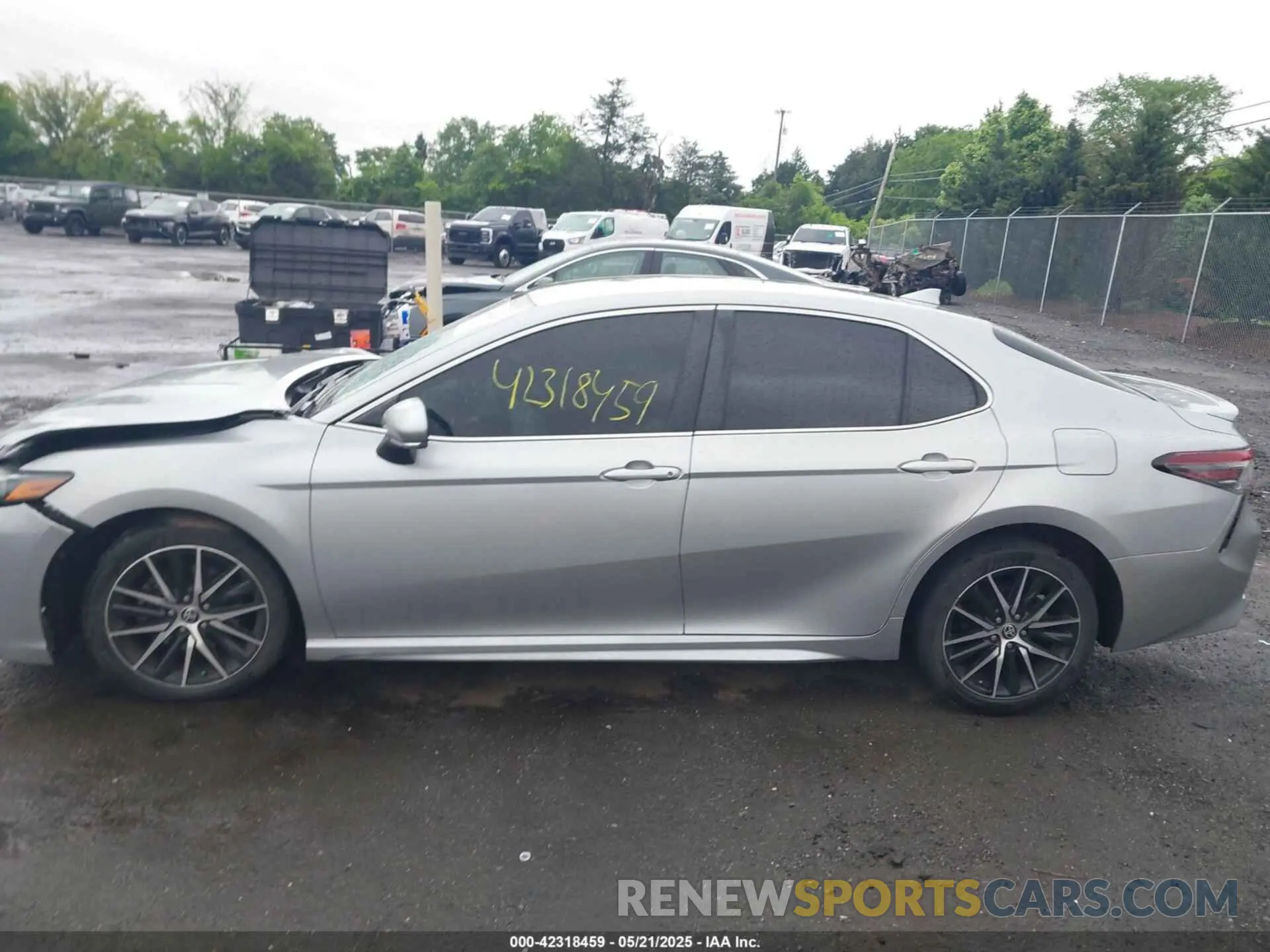13 fotografías del automóvil dañado 4T1G11BK9NU060998 TOYOTA CAMRY 2022