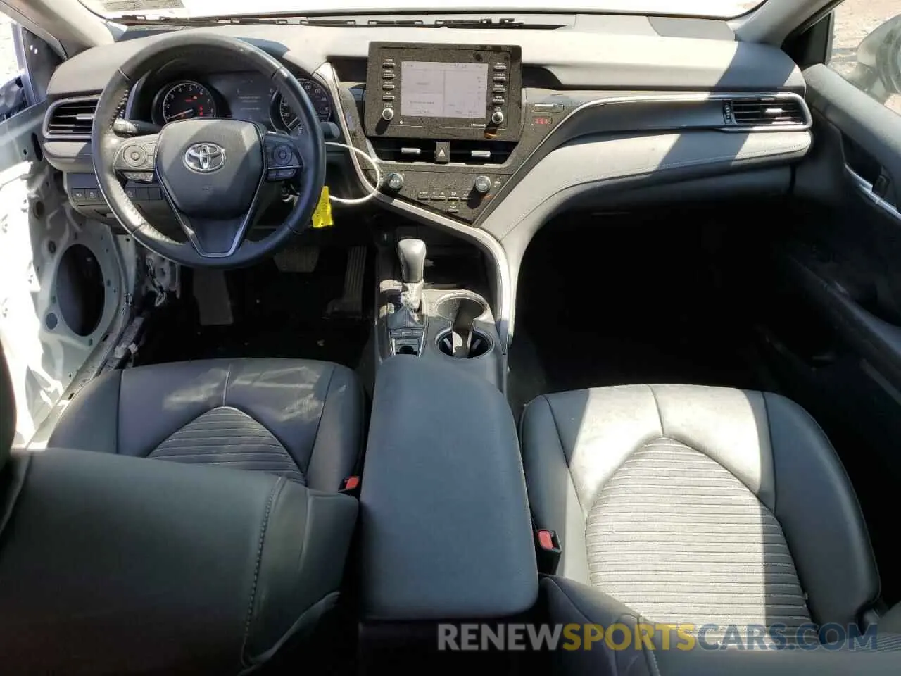 8 fotografías del automóvil dañado 4T1G11BKXNU049315 TOYOTA CAMRY 2022