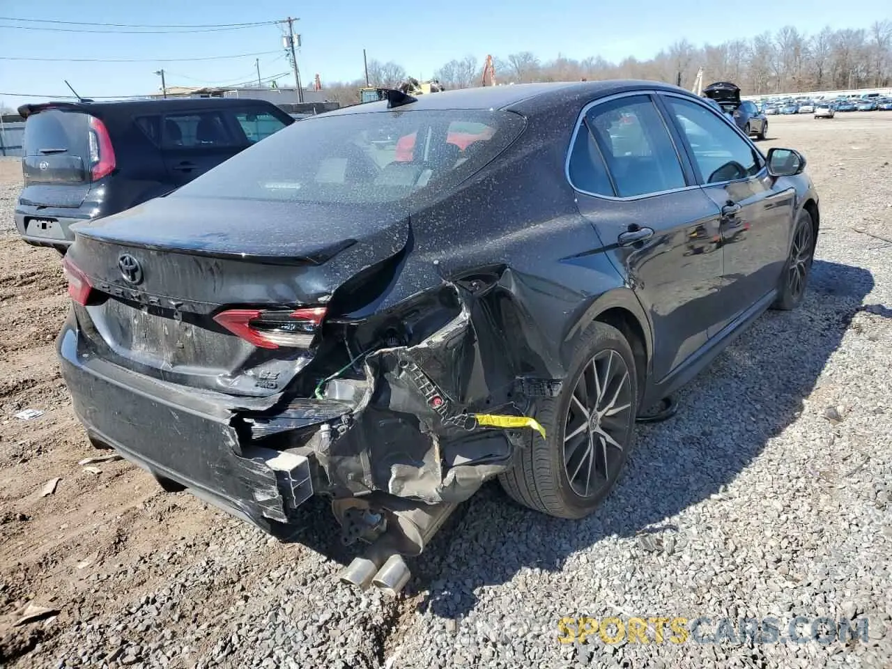 3 fotografías del automóvil dañado 4T1G11BKXNU051498 TOYOTA CAMRY 2022