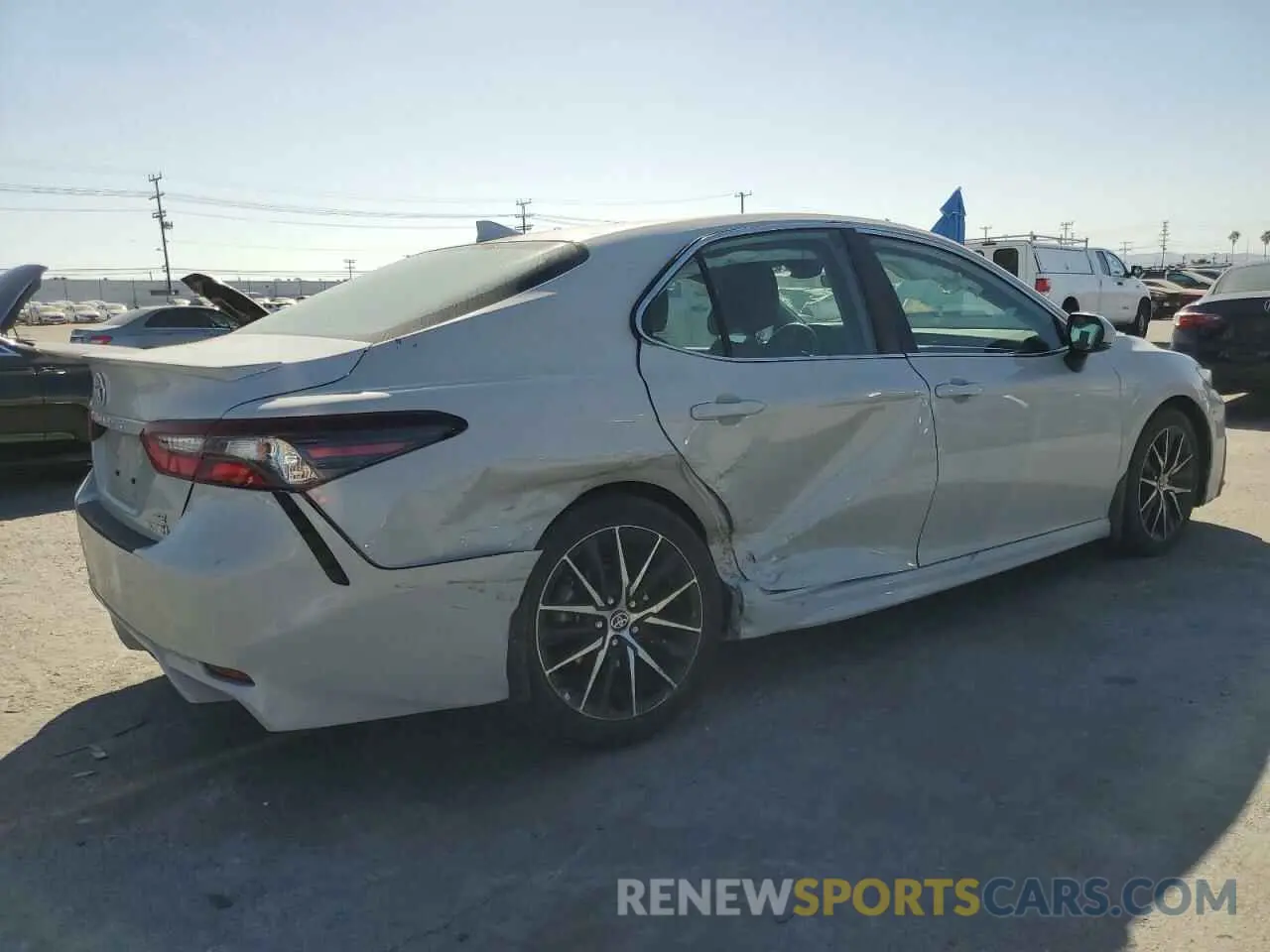 3 fotografías del automóvil dañado 4T1G31AK1NU045097 TOYOTA CAMRY 2022
