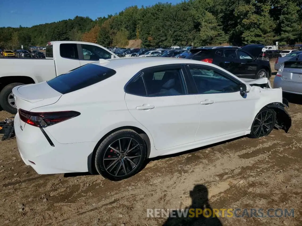 3 fotografías del automóvil dañado 4T1G31AK5NU570759 TOYOTA CAMRY 2022
