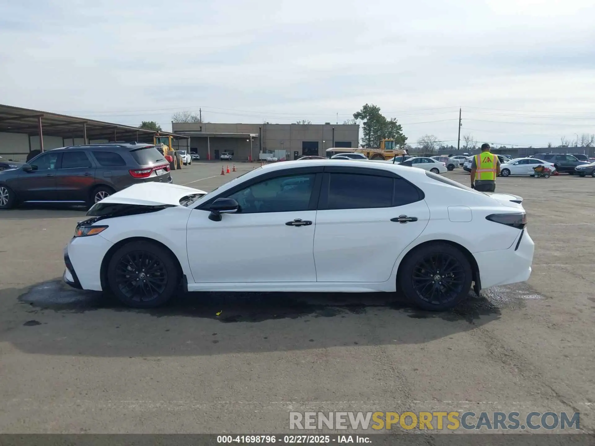 14 fotografías del automóvil dañado 4T1G31AK7NU039045 TOYOTA CAMRY 2022