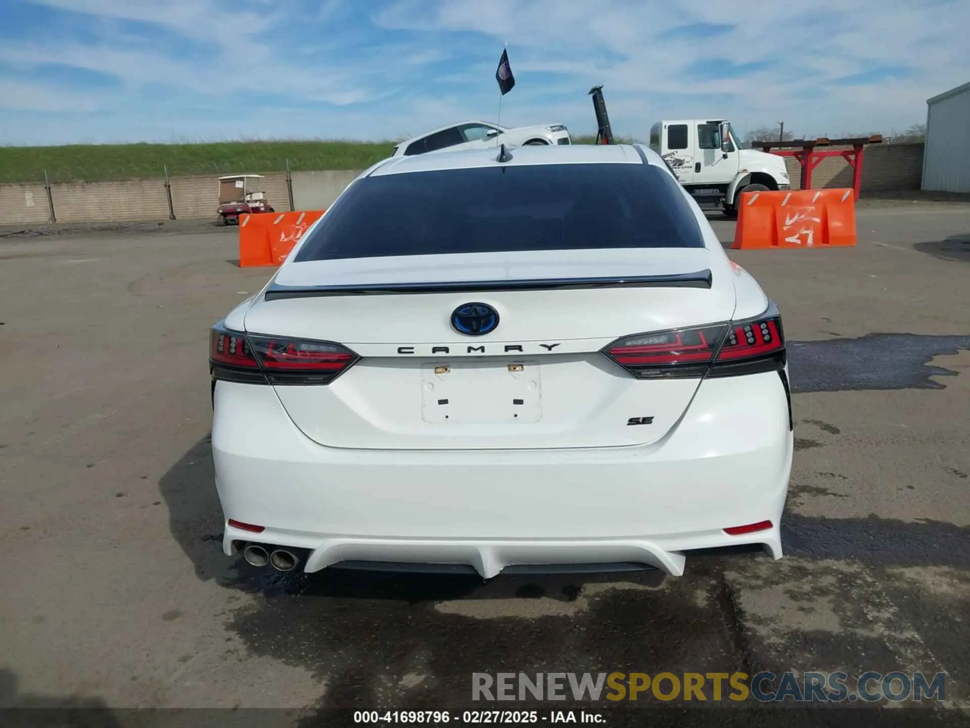 16 fotografías del automóvil dañado 4T1G31AK7NU039045 TOYOTA CAMRY 2022