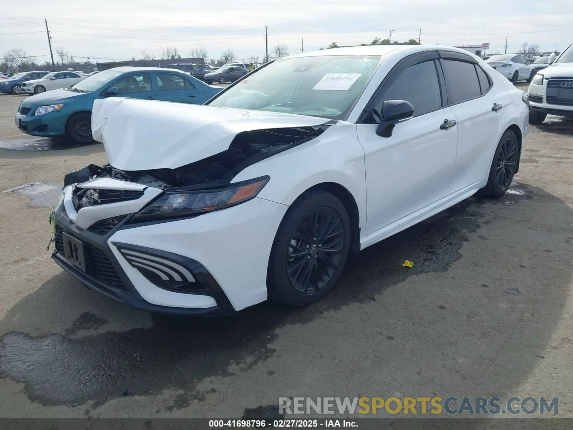 2 fotografías del automóvil dañado 4T1G31AK7NU039045 TOYOTA CAMRY 2022