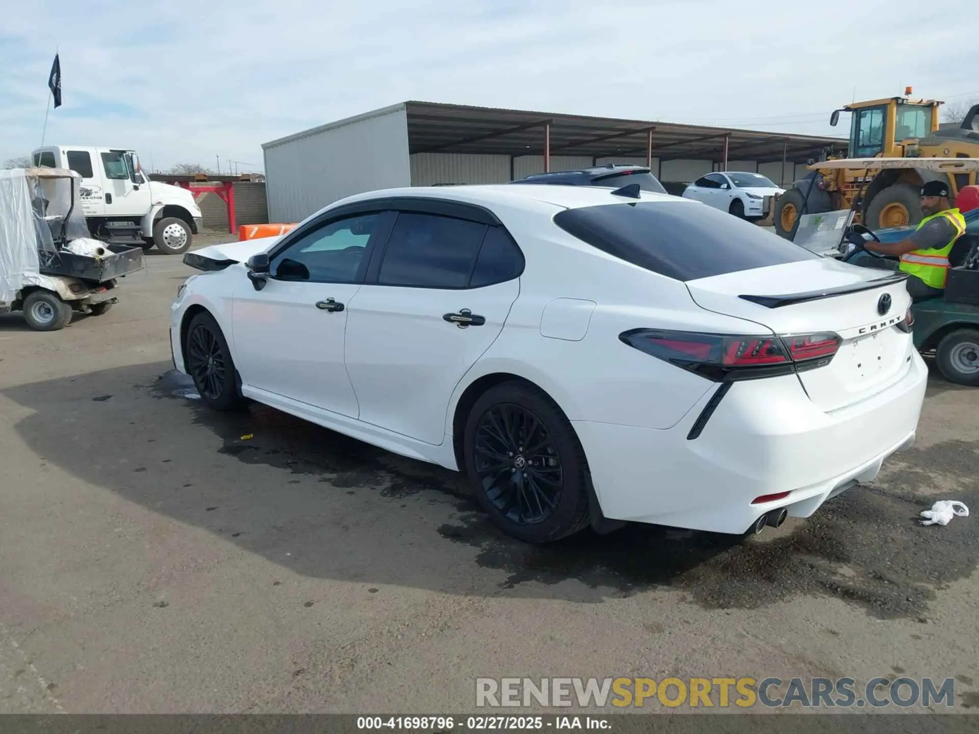 3 fotografías del automóvil dañado 4T1G31AK7NU039045 TOYOTA CAMRY 2022