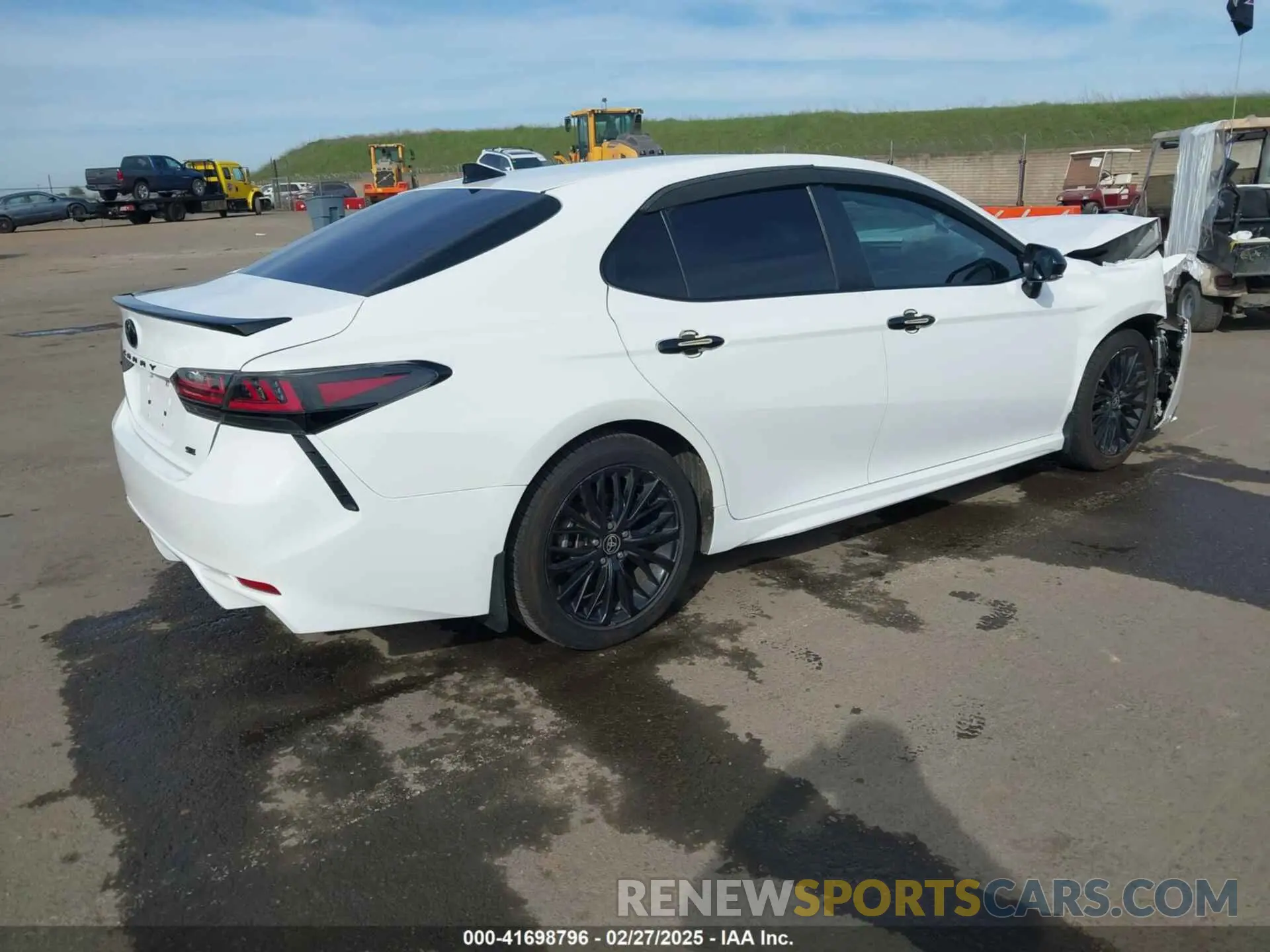 4 fotografías del automóvil dañado 4T1G31AK7NU039045 TOYOTA CAMRY 2022