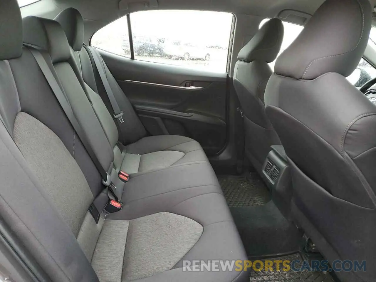 10 fotografías del automóvil dañado 4T1H11AK7NU056082 TOYOTA CAMRY 2022