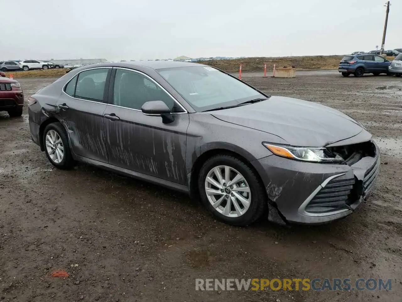 4 fotografías del automóvil dañado 4T1H11AK7NU056082 TOYOTA CAMRY 2022