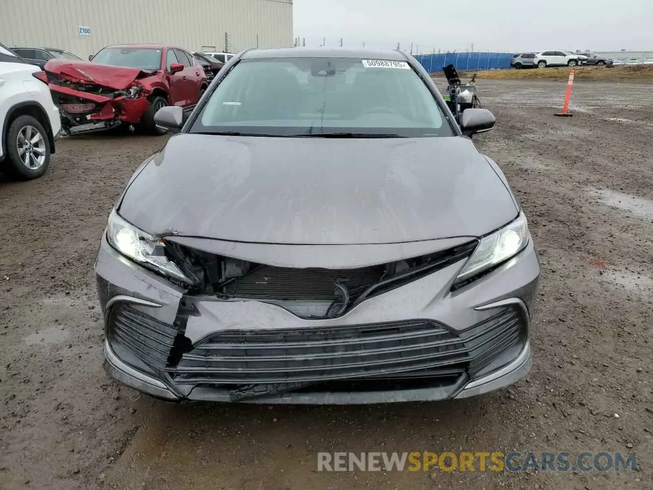 5 fotografías del automóvil dañado 4T1H11AK7NU056082 TOYOTA CAMRY 2022