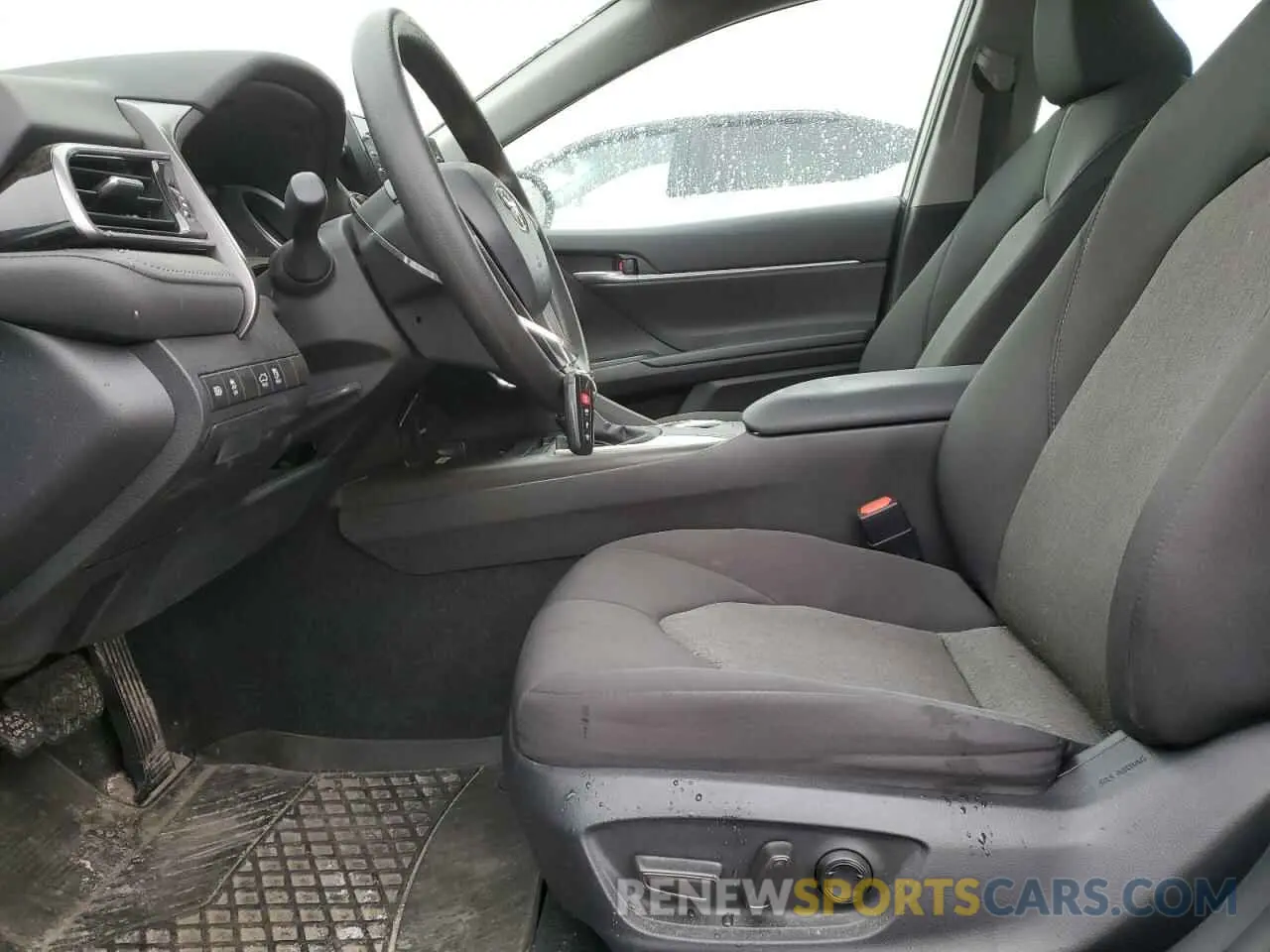7 fotografías del automóvil dañado 4T1H11AK7NU056082 TOYOTA CAMRY 2022