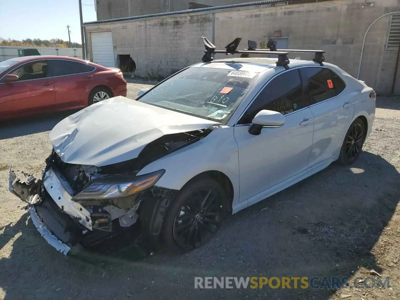 2 fotografías del automóvil dañado 4T1K31AK0NU042606 TOYOTA CAMRY 2022