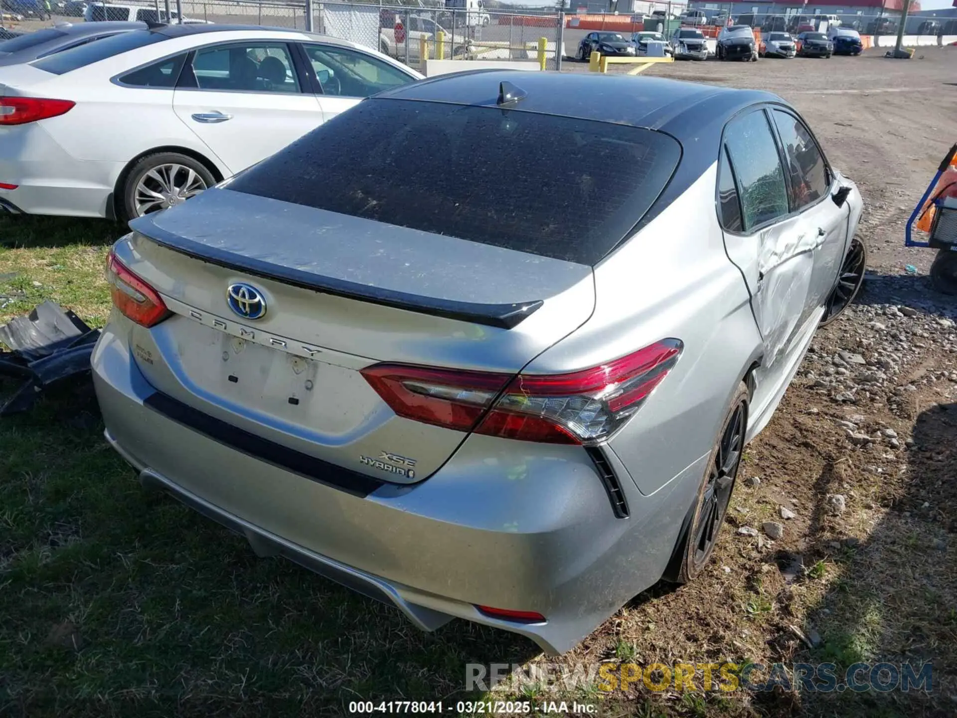 4 fotografías del automóvil dañado 4T1K31AK1NU044171 TOYOTA CAMRY 2022