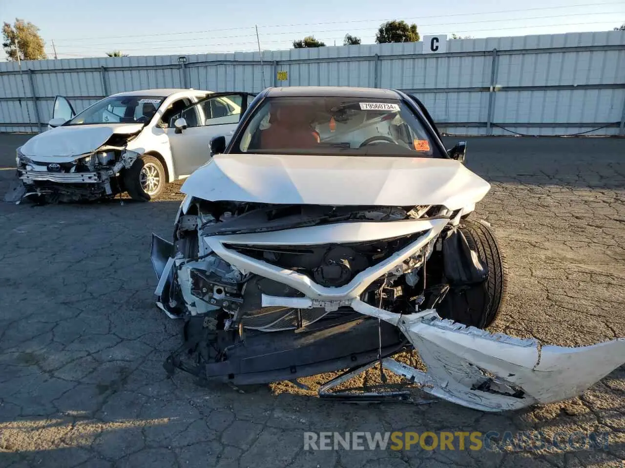 5 fotografías del automóvil dañado 4T1K31AK2NU035219 TOYOTA CAMRY 2022