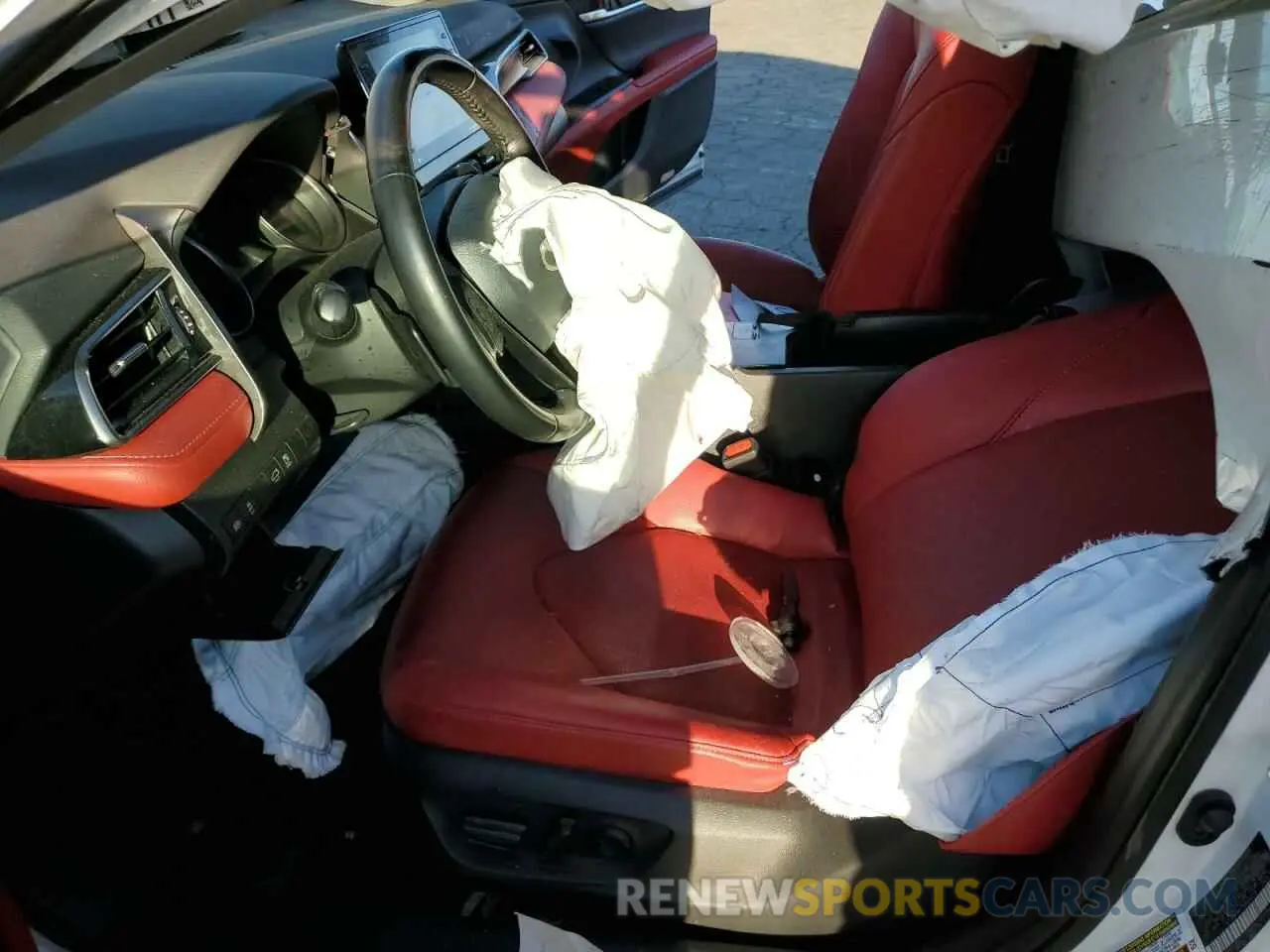 7 fotografías del automóvil dañado 4T1K31AK2NU035219 TOYOTA CAMRY 2022