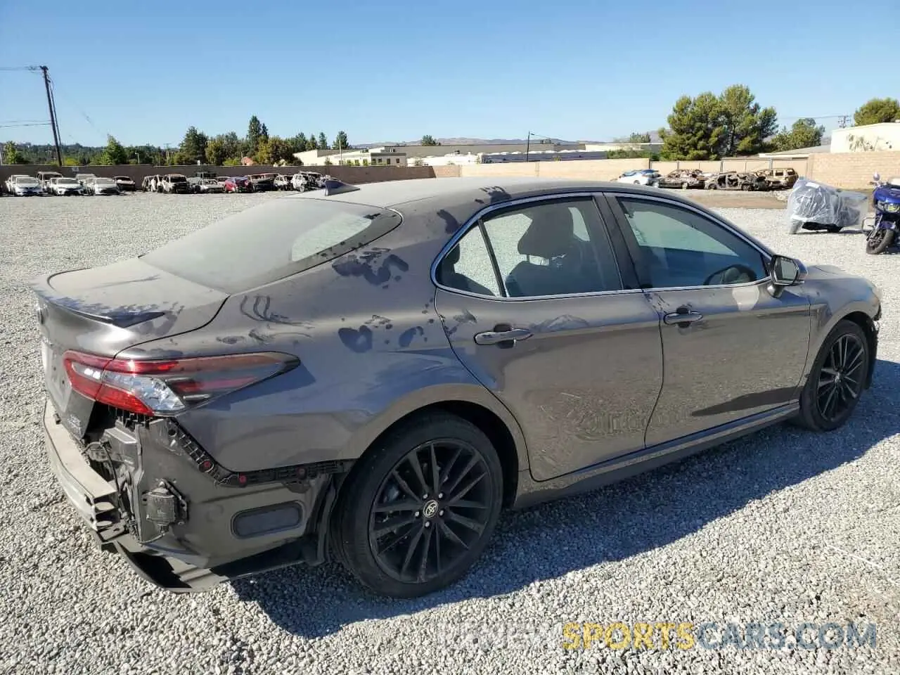 3 fotografías del automóvil dañado 4T1K31AK3NU578711 TOYOTA CAMRY 2022