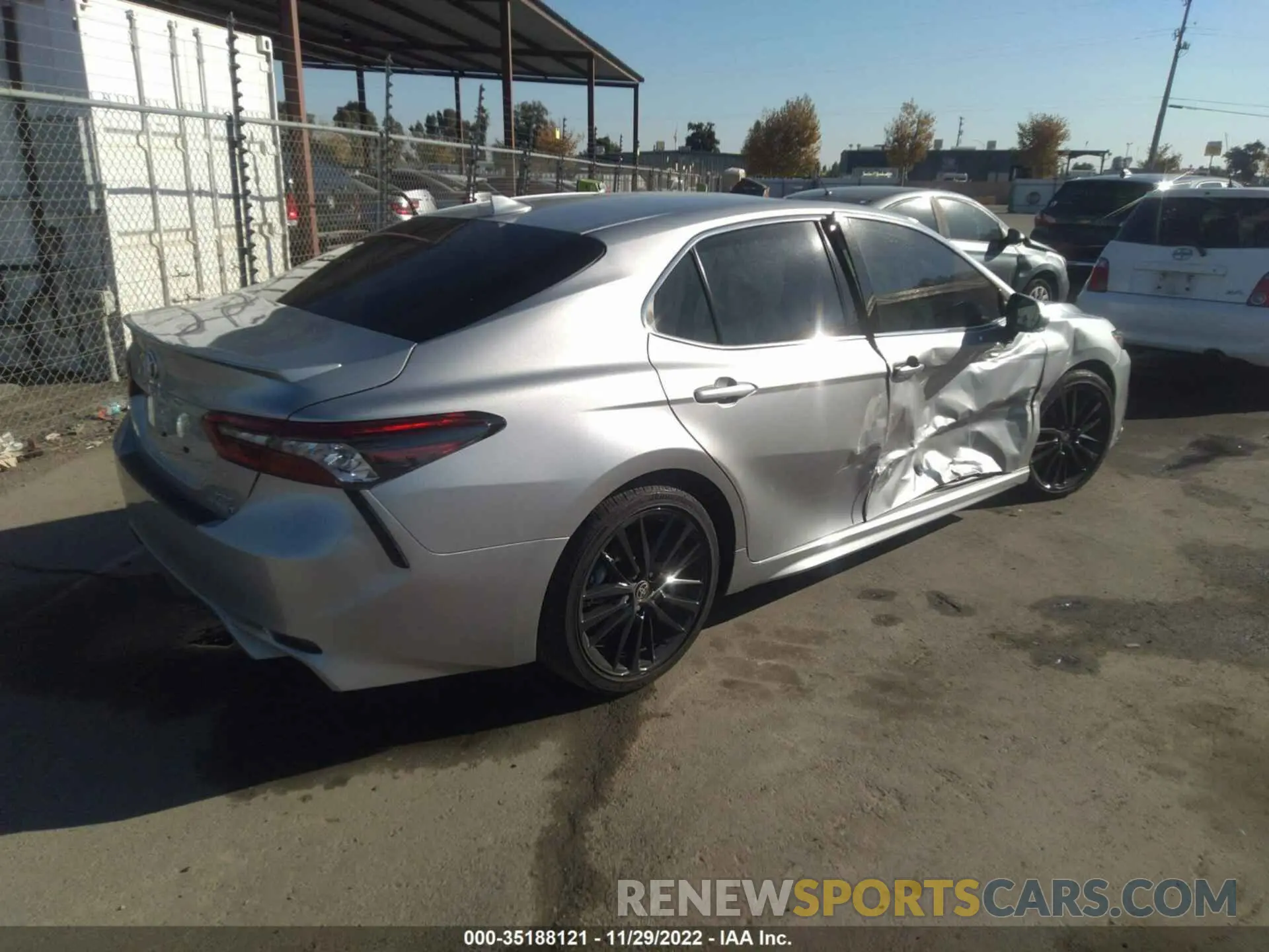 4 fotografías del automóvil dañado 4T1K31AK6NU594756 TOYOTA CAMRY 2022