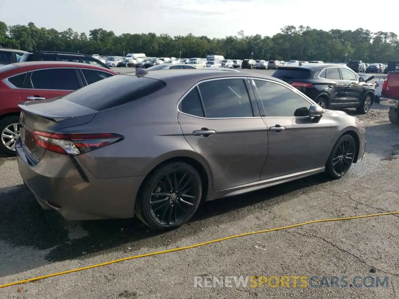 3 fotografías del automóvil dañado 4T1K31AK8NU591017 TOYOTA CAMRY 2022