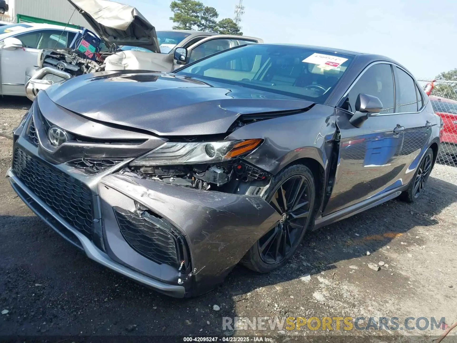 2 fotografías del automóvil dañado 4T1K61AK0NU026400 TOYOTA CAMRY 2022