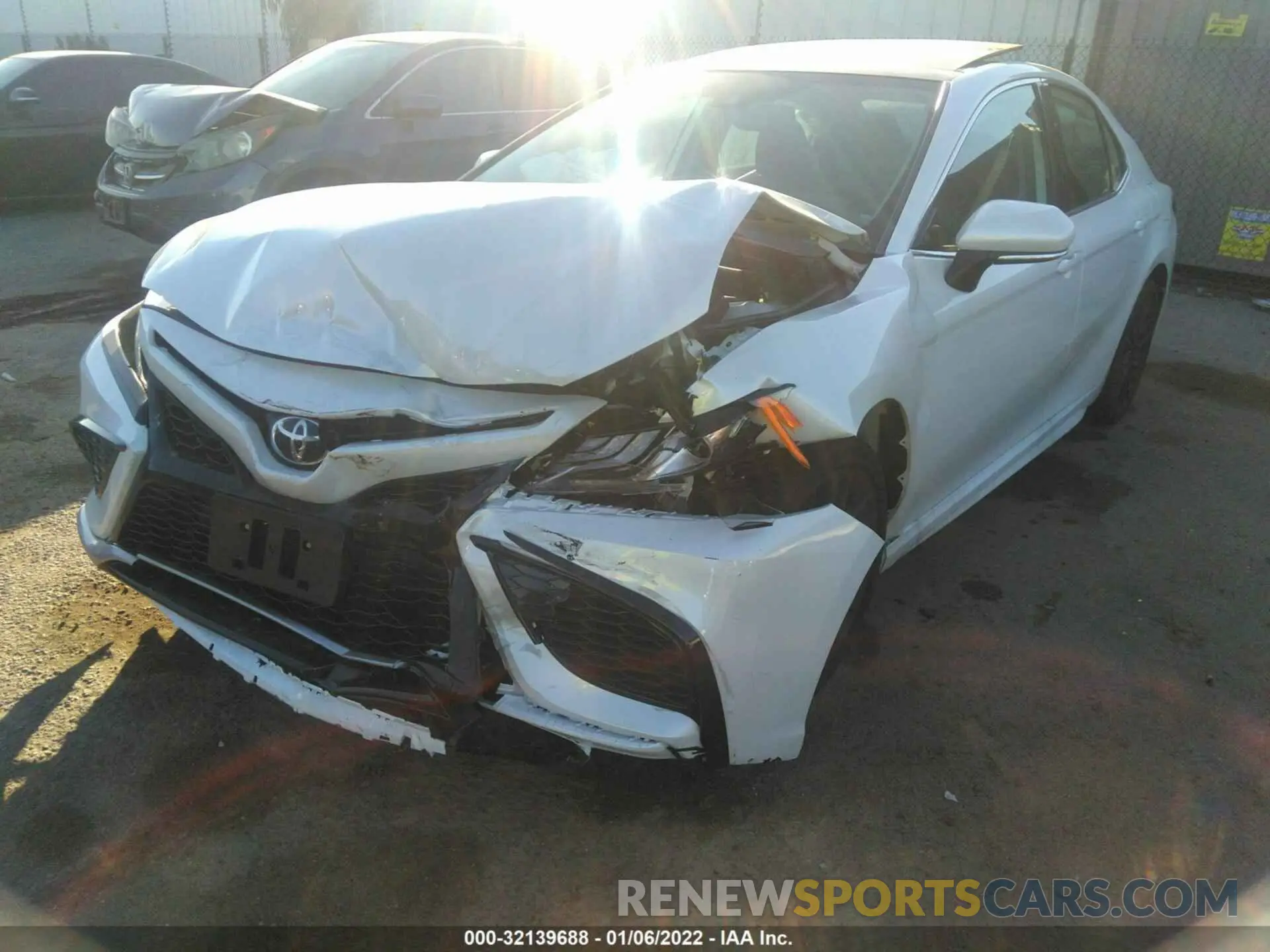 6 fotografías del automóvil dañado 4T1K61AK1NU012134 TOYOTA CAMRY 2022