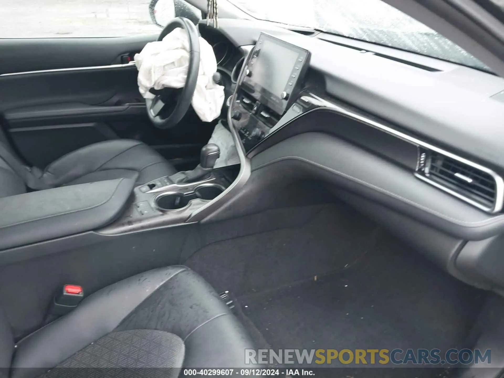 5 fotografías del automóvil dañado 4T1K61AK1NU026986 TOYOTA CAMRY 2022