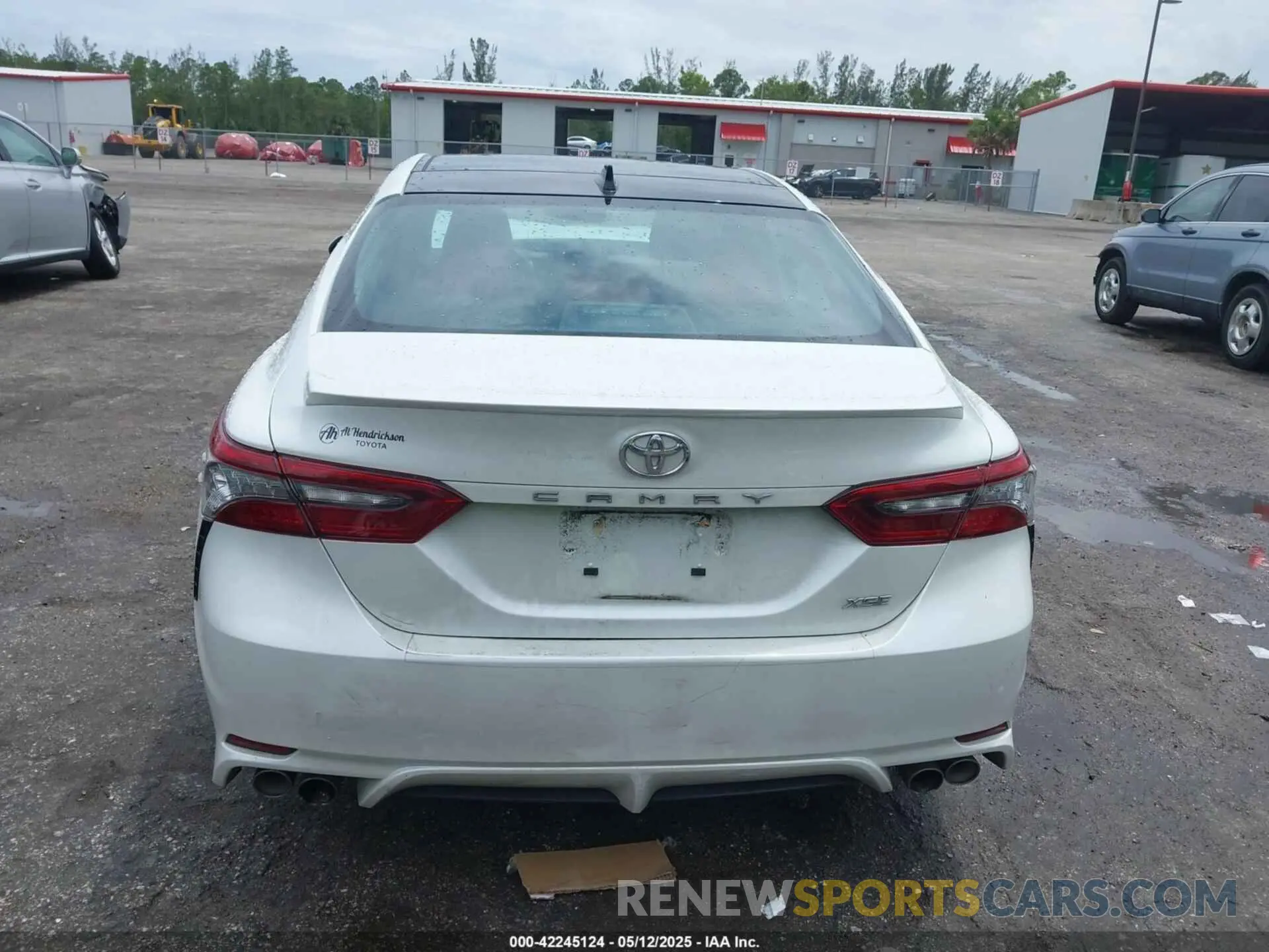 17 fotografías del automóvil dañado 4T1K61AK1NU032335 TOYOTA CAMRY 2022