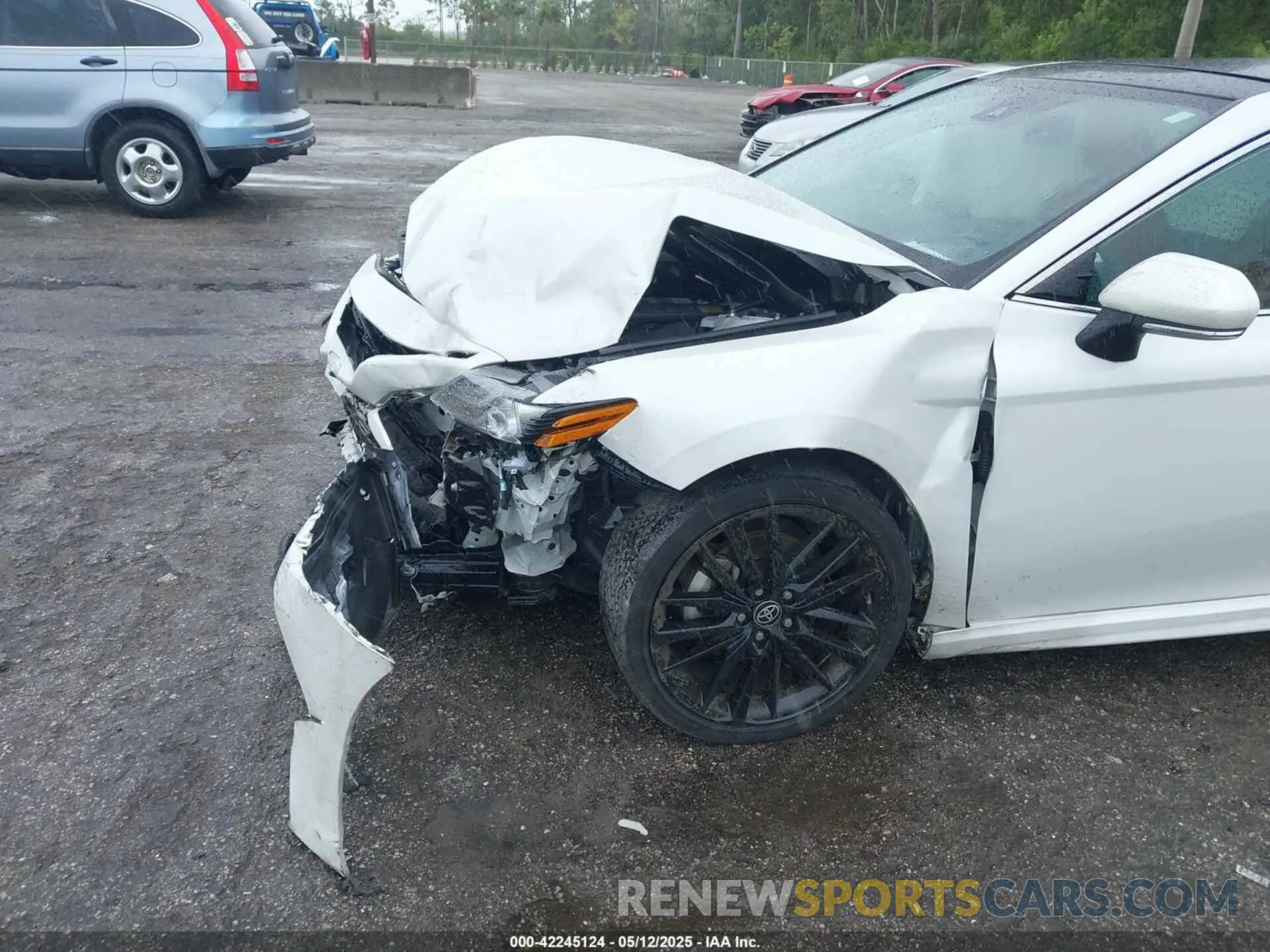 6 fotografías del automóvil dañado 4T1K61AK1NU032335 TOYOTA CAMRY 2022