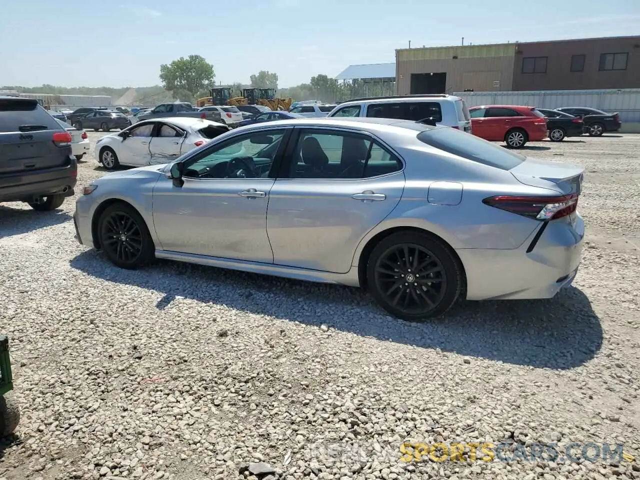 2 fotografías del automóvil dañado 4T1K61AK1NU066534 TOYOTA CAMRY 2022