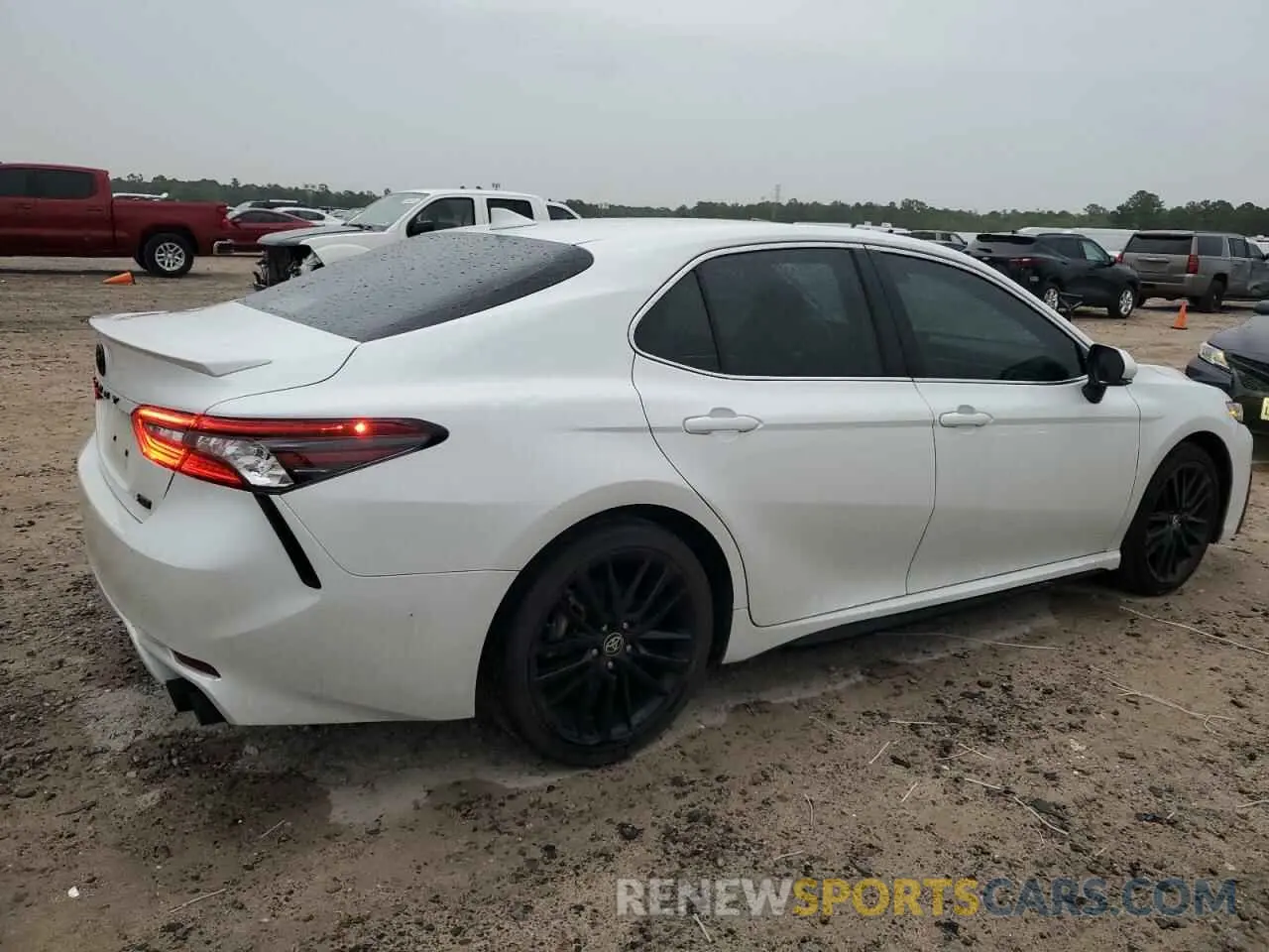 3 fotografías del automóvil dañado 4T1K61AK1NU617495 TOYOTA CAMRY 2022
